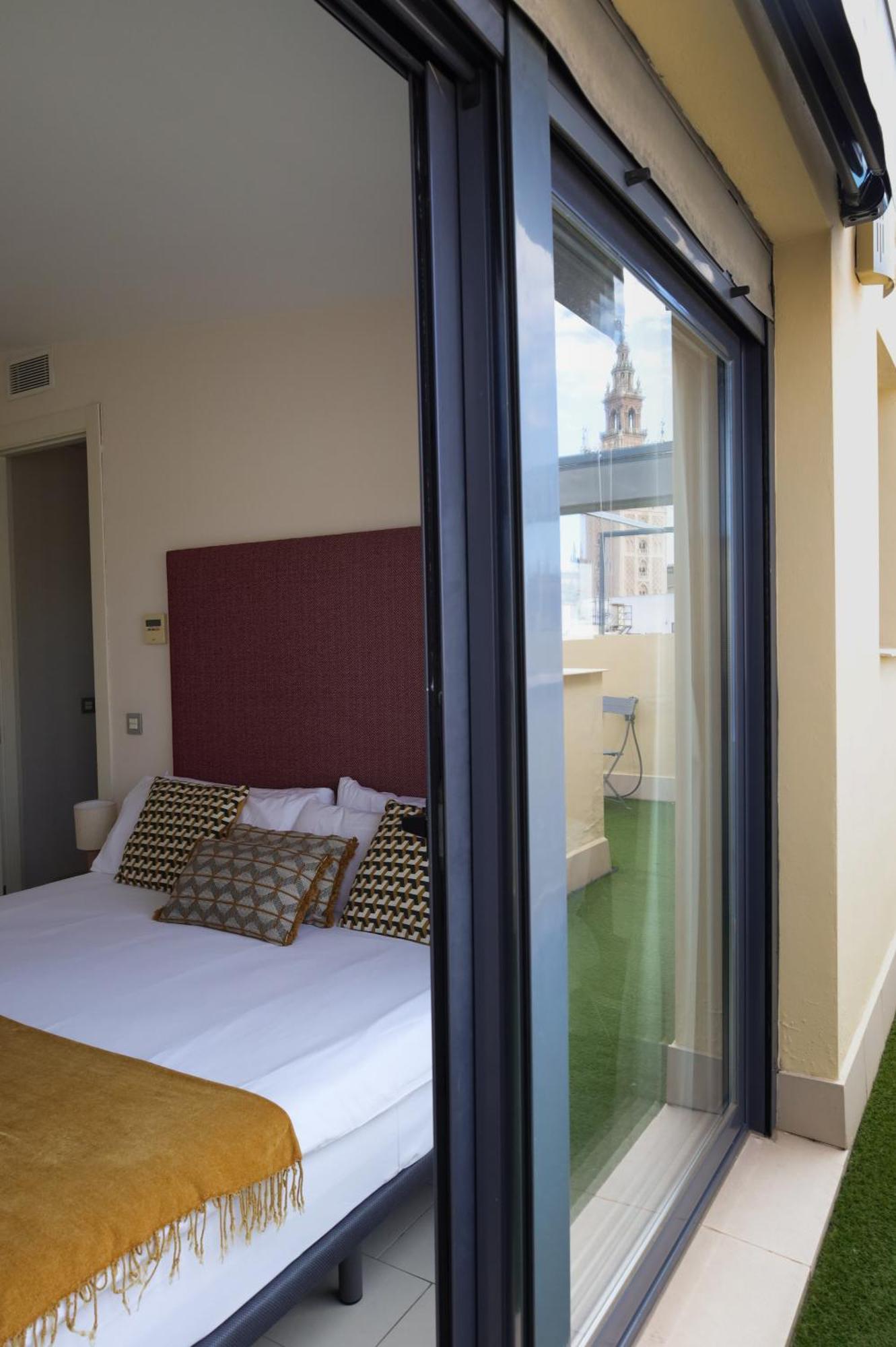 Guzman El Bueno Suites Séville Extérieur photo
