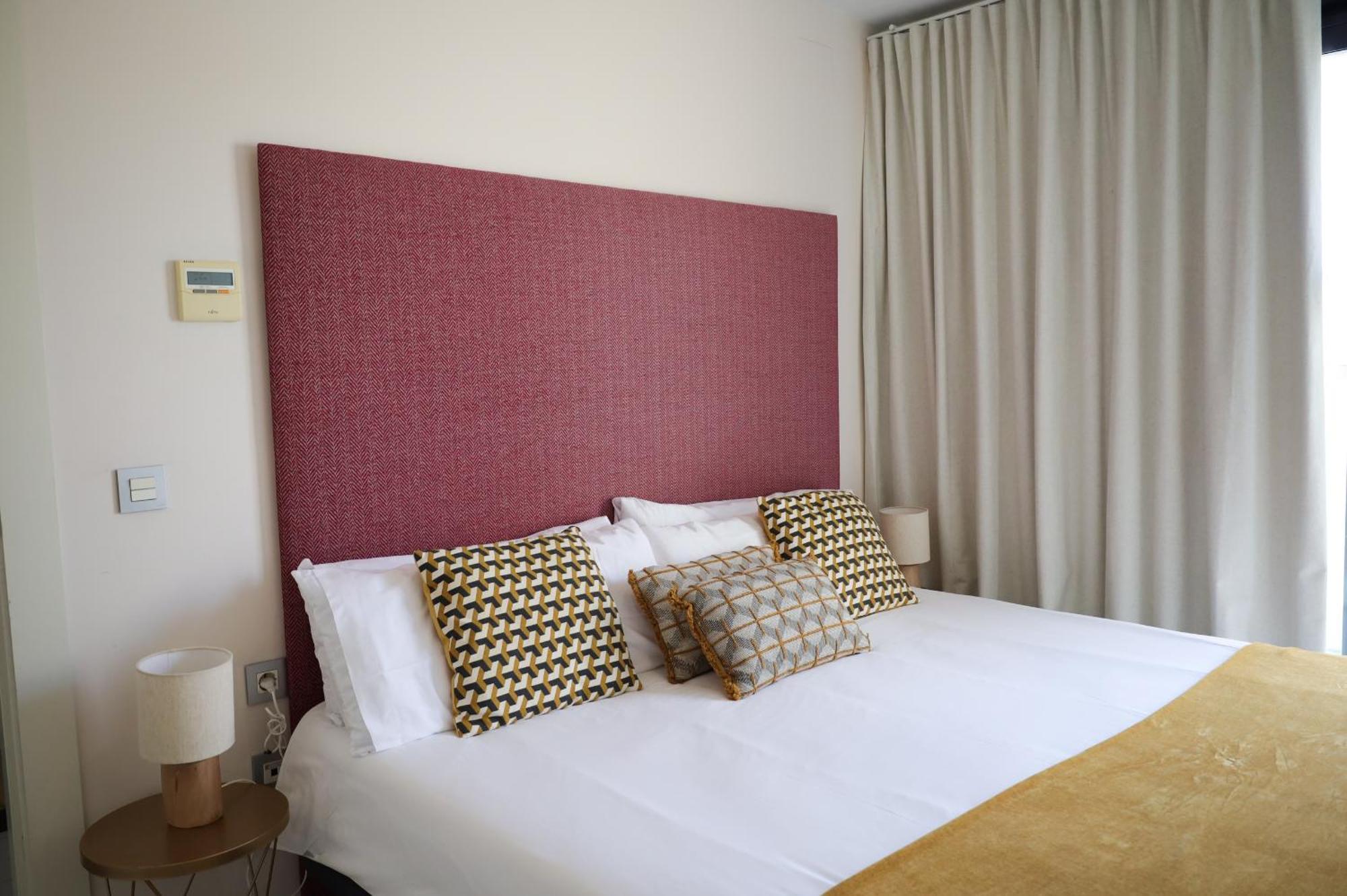 Guzman El Bueno Suites Séville Extérieur photo