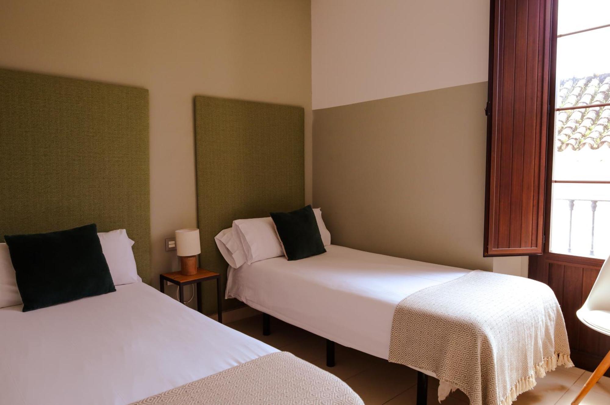 Guzman El Bueno Suites Séville Extérieur photo