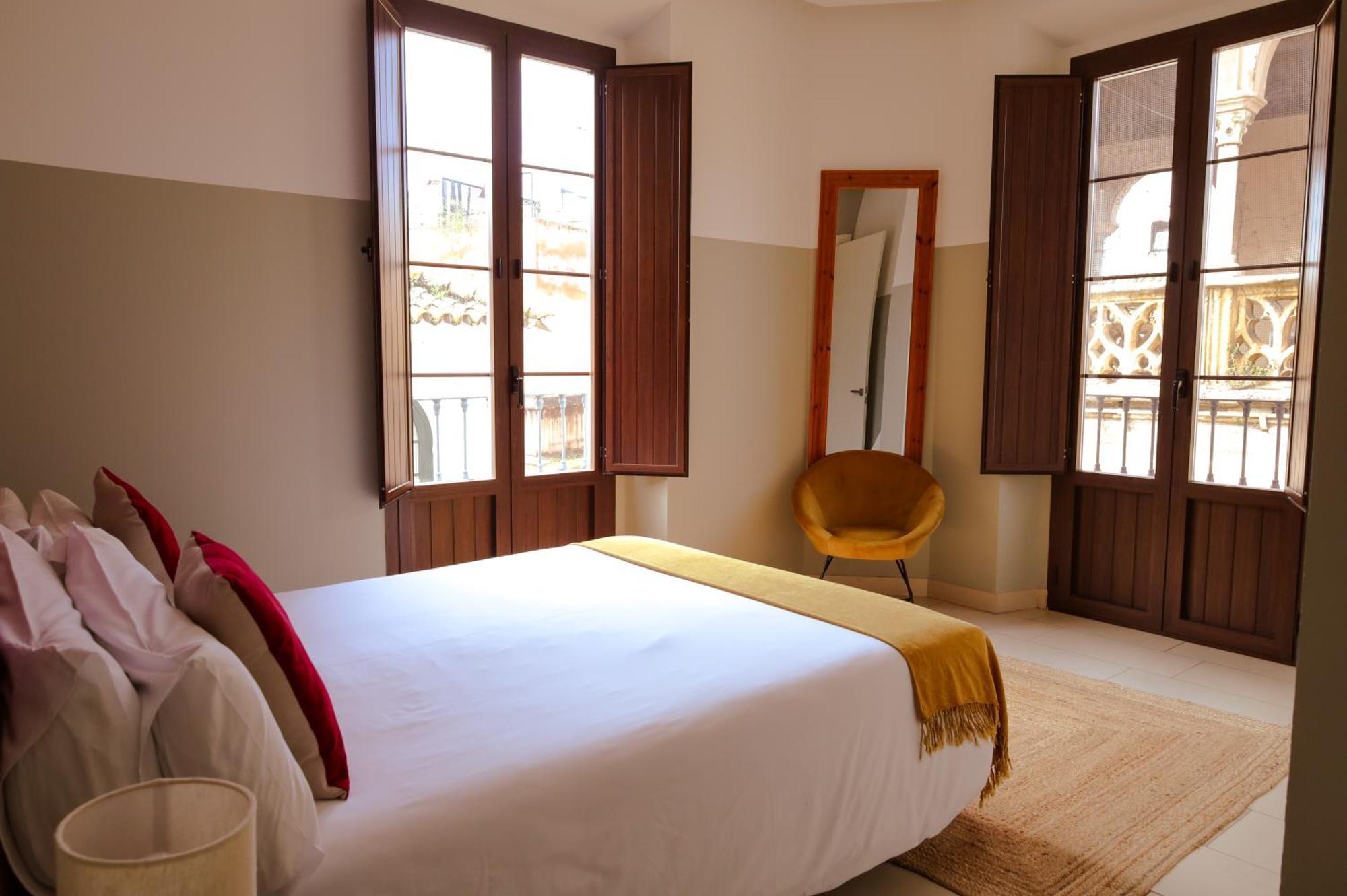 Guzman El Bueno Suites Séville Extérieur photo